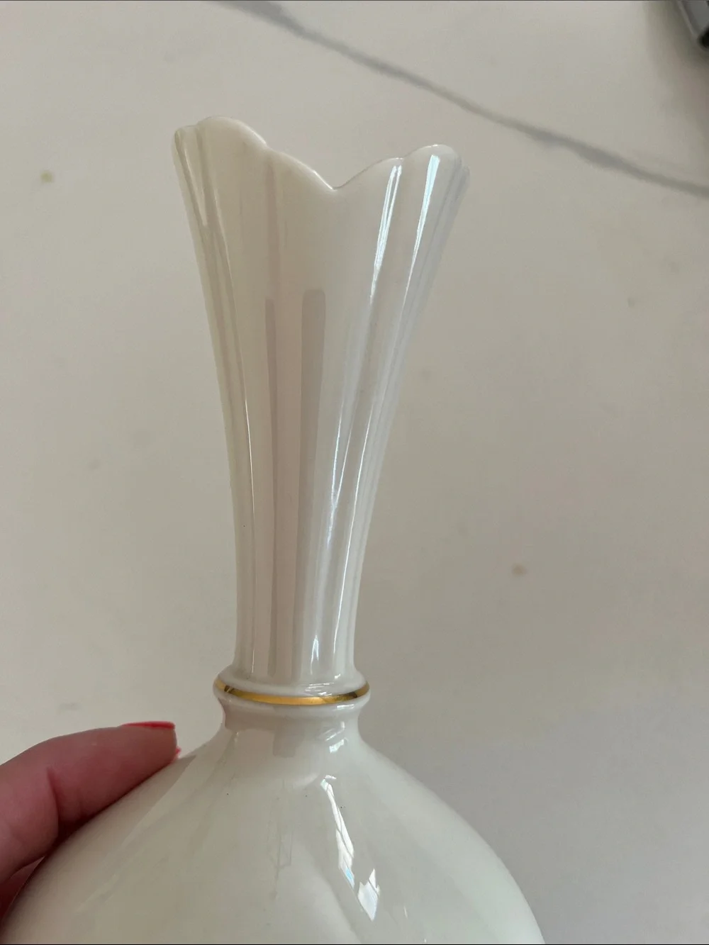 Lenox White and 24k Gold Porcelain Bud Vase with Wheat Motif
